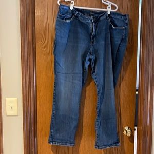 Lee jeans woman’s plus 22W curvy fit straight leg